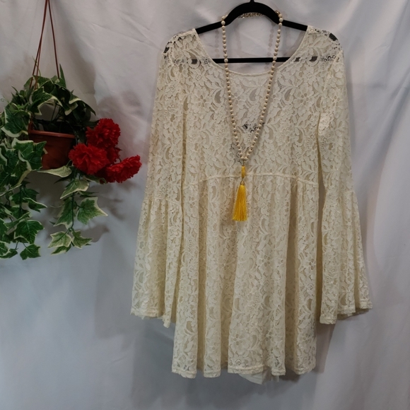 Forever 21 Dresses & Skirts - EUC Forever 21 Lace Boho Midi Dress